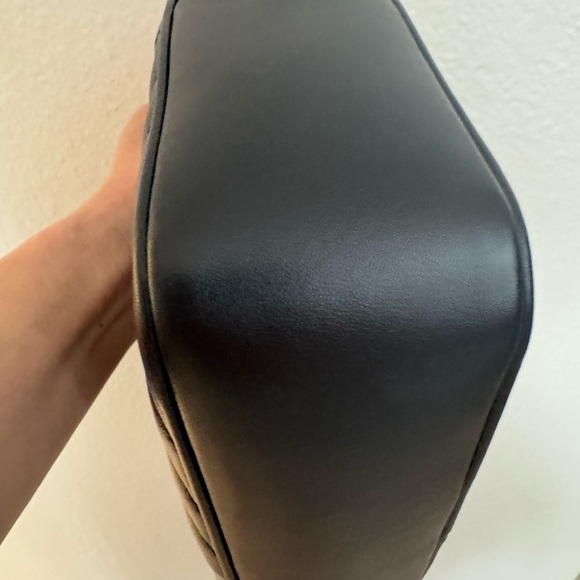 Authentic YSL Saint Laurent Camera Bag - Picture 8 of 9